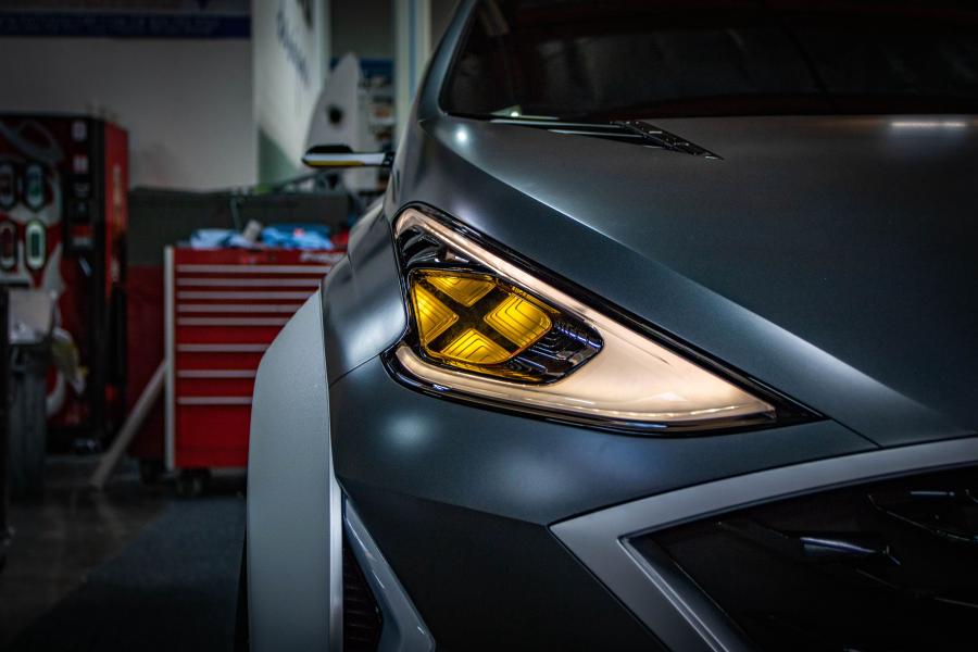 Детали экстерьера Hyundai SAGA EV 2018 года  (фото 6 из 7)